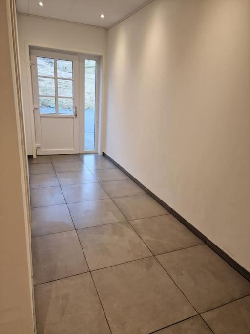 Апартаменти New Flat With Hot Tub - No1 Oyndarfjordur Екстер'єр фото